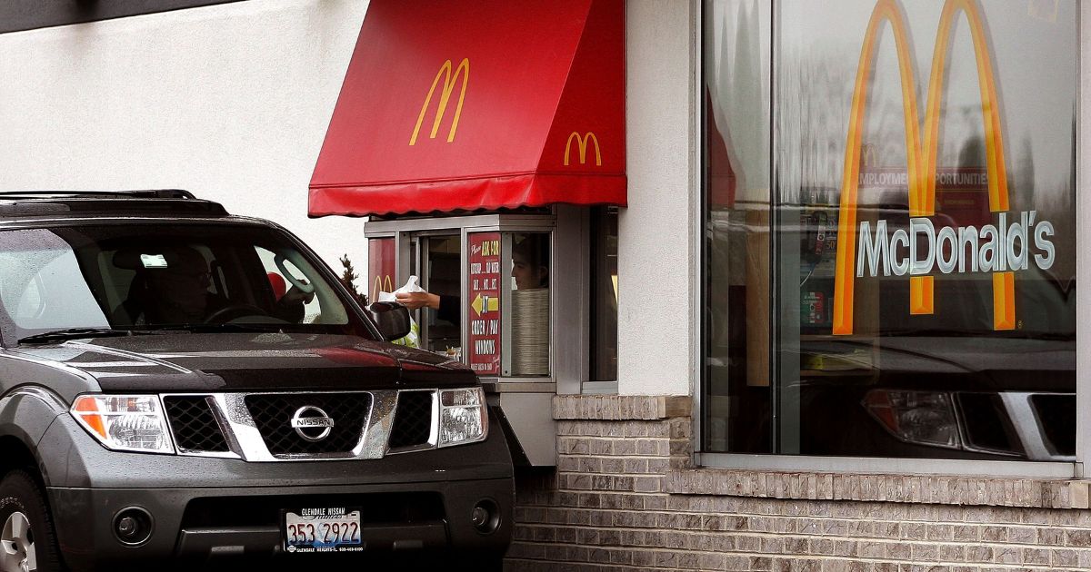 First McDonald's Drive-Thru Was to Let Soldiers Exploit Loophole in ...