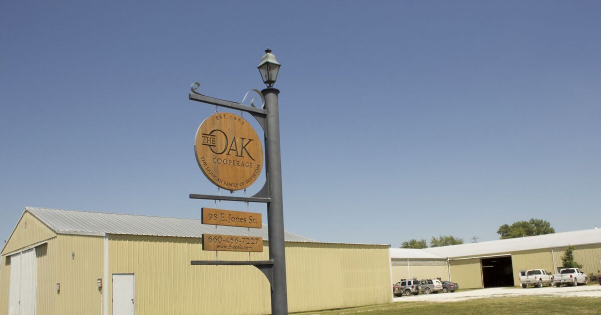 In a small Missouri town, a cooperage makes barrels that age awardwinning Napa Valley wine