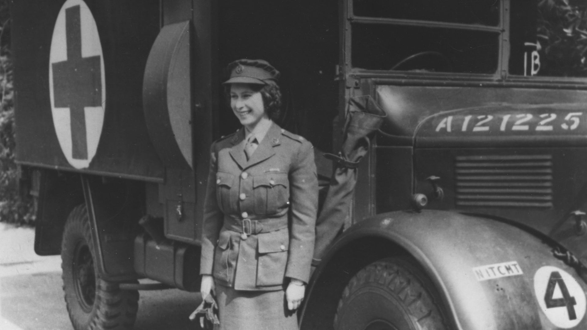 ‘Princess Auto Mechanic’ — Here’s how Queen Elizabeth served in World
