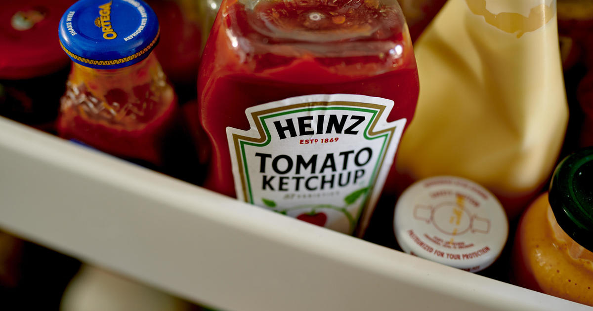 Should ketchup be refrigerated? Heinz weighs in, triggering a social