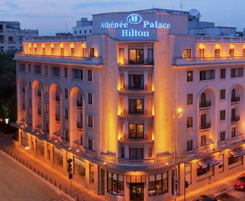 Athenee palace hilton hotel bright luxurious hotel 16032