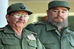 Raul and fidel castro wait for pope