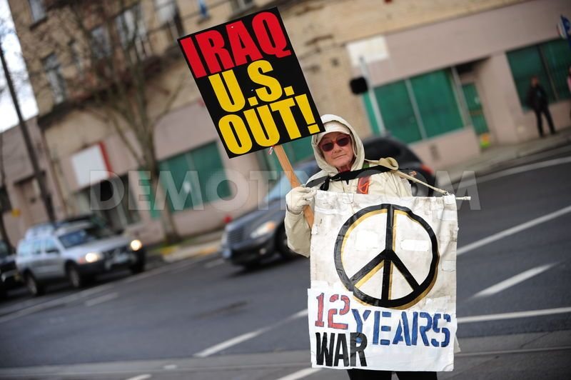 1395289807 protesters mark 11th anniversary of iraq invasion  portland 4242625